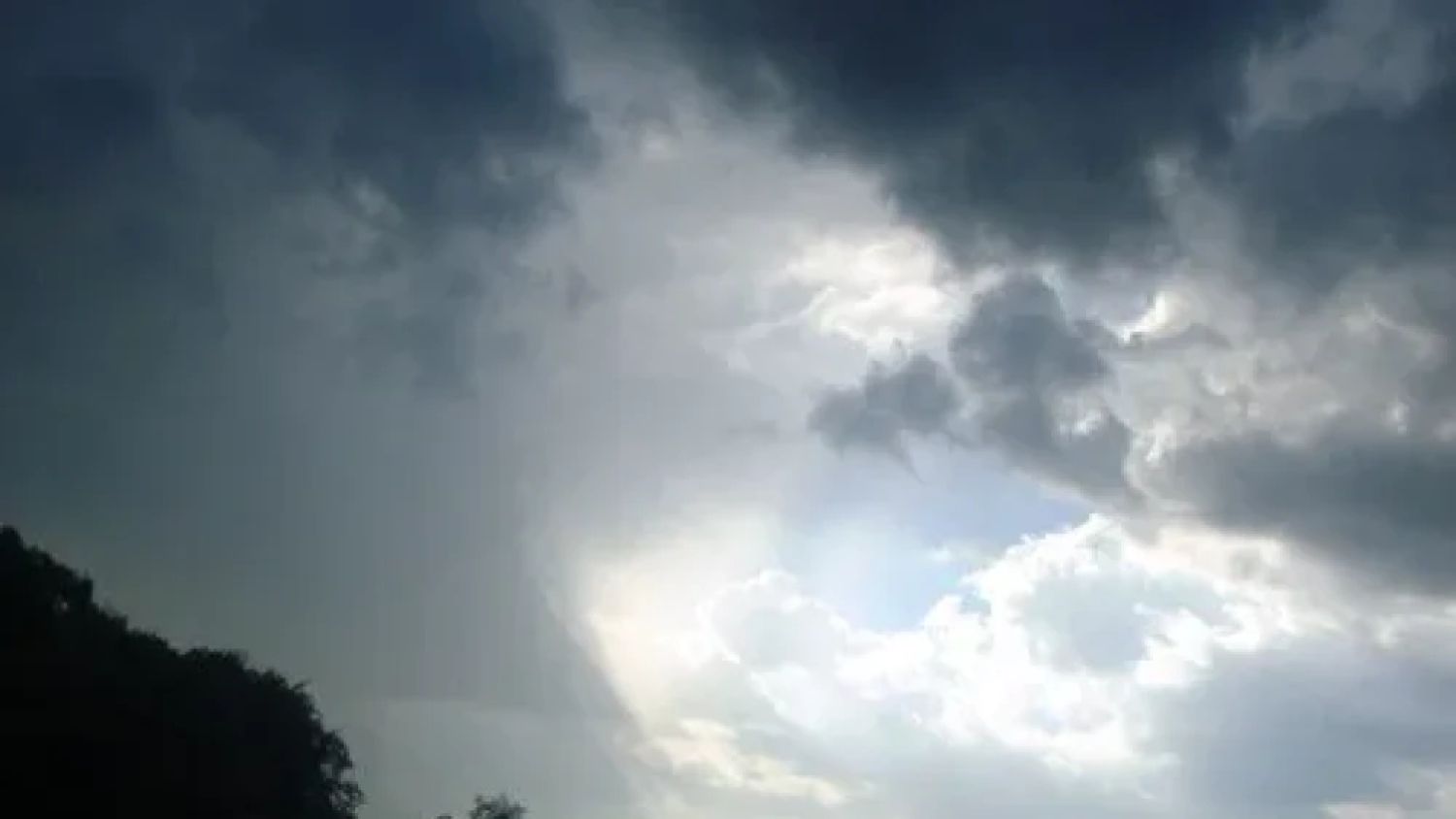 Continúa el clima húmedo con lluvias dispersas y tormentas