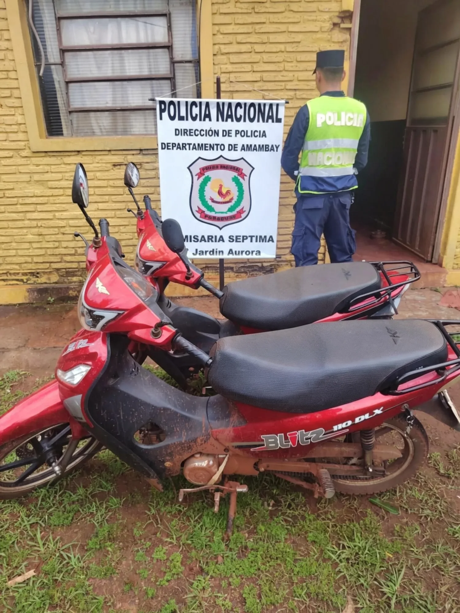 Abandonan dos motocicletas robadas en una vivienda deshabitada