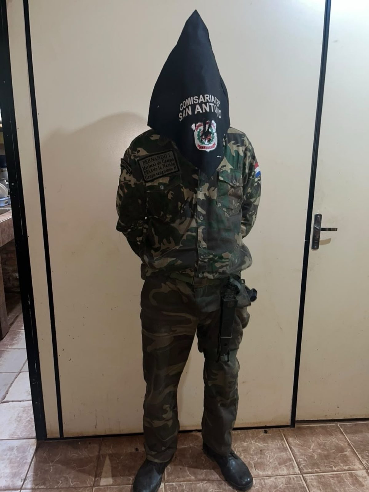 Aprehenden a hombre armado con cuchillo tras denuncia por amedrentar a personas en una plaza
