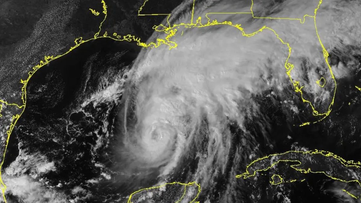 Más de 16.000 electricistas de Florida se preparan para el huracán Isaías en EEUU