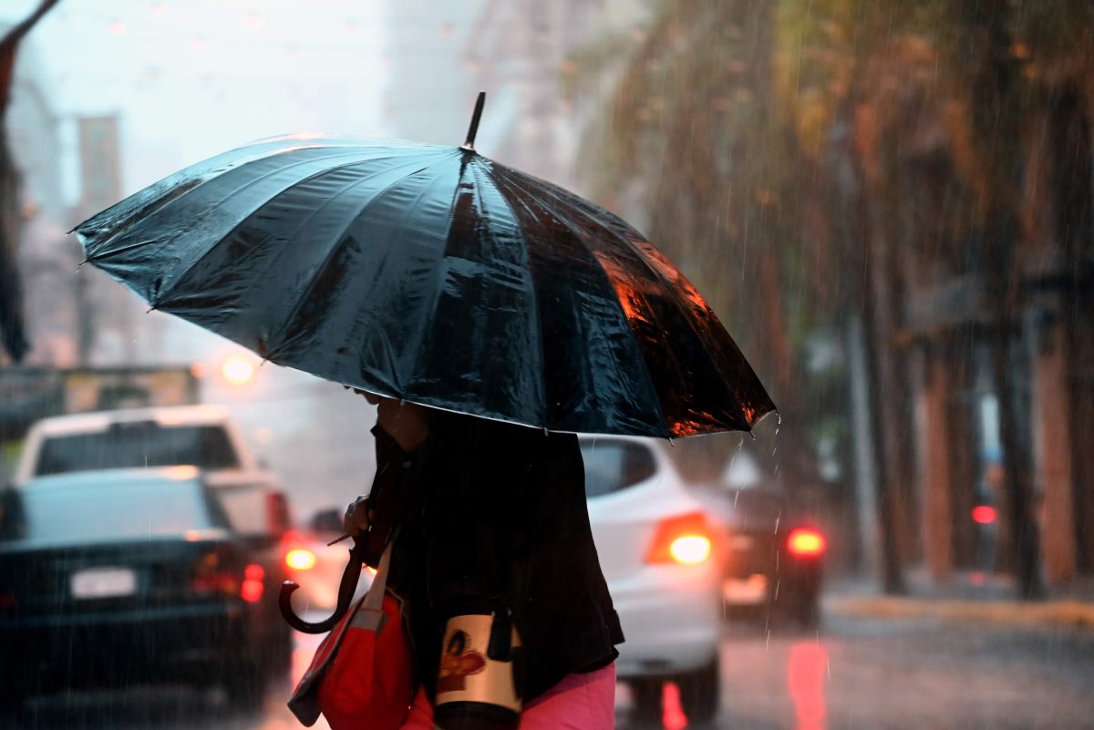 Paraguas a mano: anuncian lluvias y tormentas para los próximos días en PJC