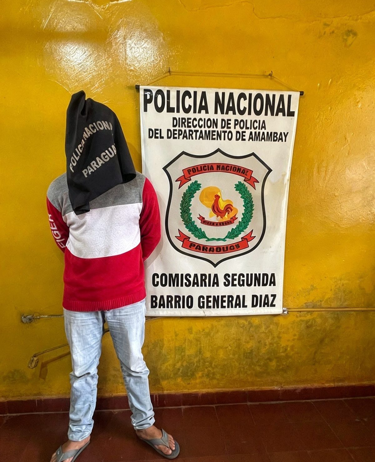 Se presentó ante la Policía para explicar una agresión con cuchillo y quedó aprehendido