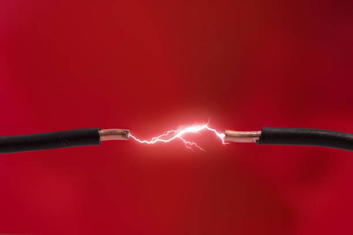 Realizaba tareas domésticas cuando sufrió una descarga eléctrica fatal