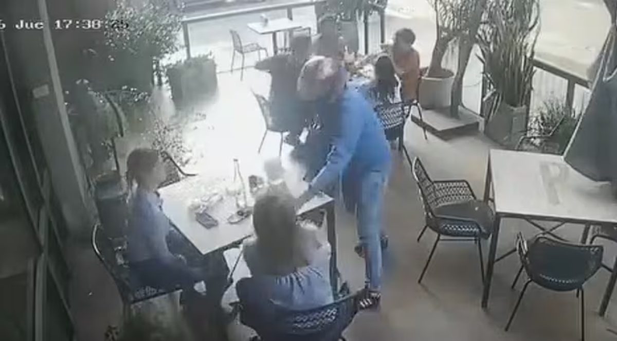 Asaltan a dos extranjeras en una cafetería de Asunción