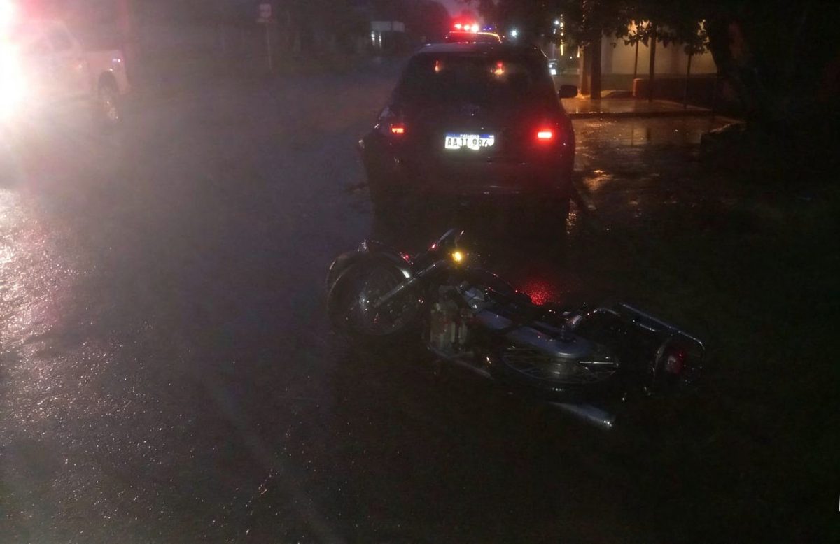 Una niña murió este fin de semana en el hospital tras chocar una motocicleta contra un automóvil estacionado
