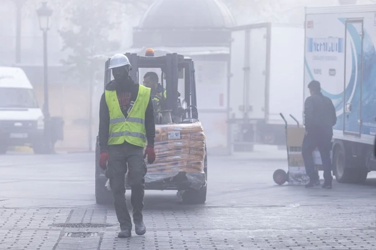 Los puestos de trabajo más difíciles de cubrir: camareros, albañiles, camioneros y médicos