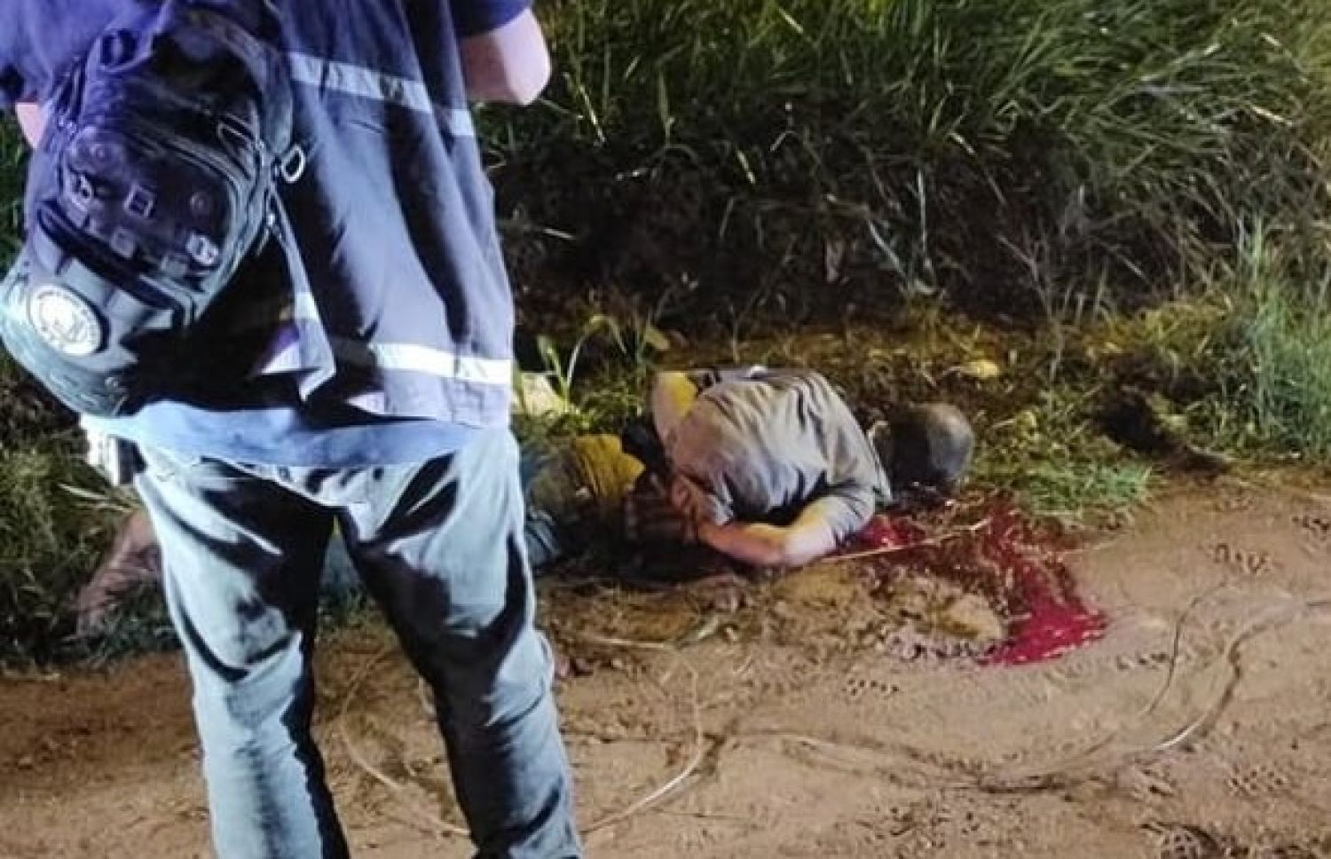 Hallazgo de cadáver con presunto mensaje de “justiciero” genera alarma